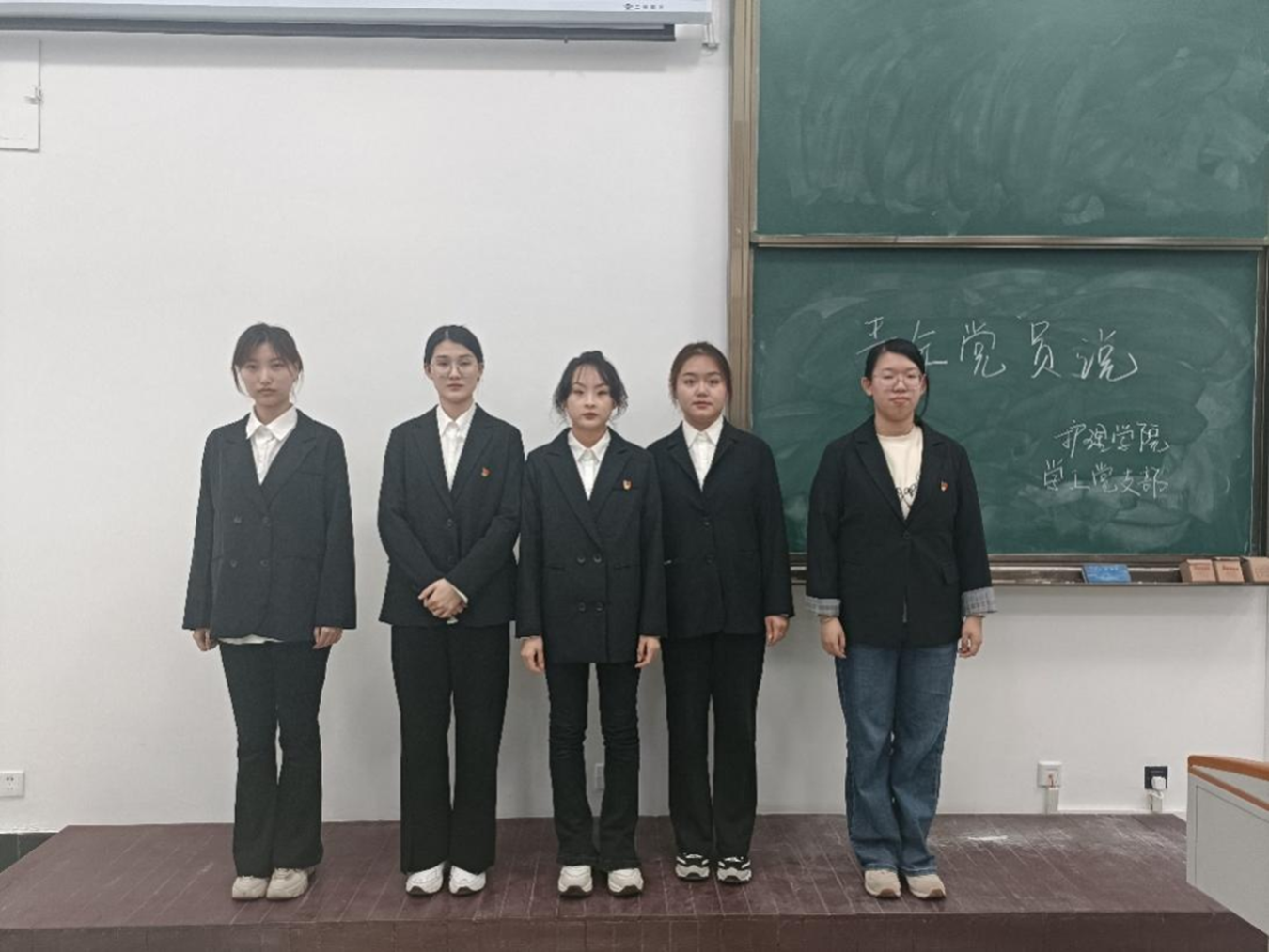 说明: 图片 说明: 图片